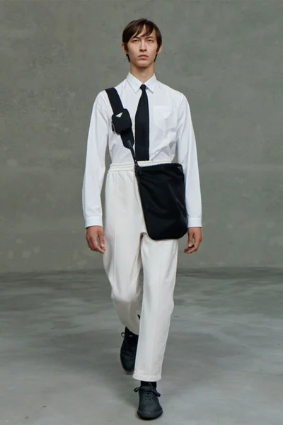 Look 19